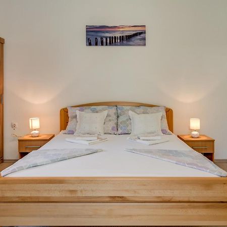 Petite Apartman Split Kültér fotó